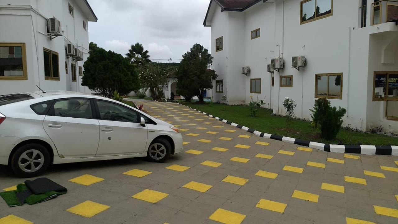 The Winford Boutique Hotel Airport Accra Exterior foto
